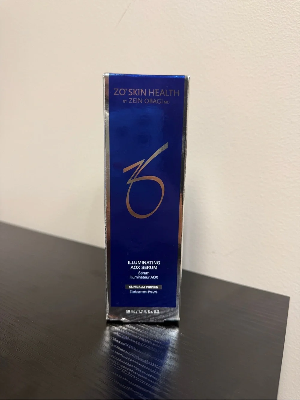 ZO Skin Health Illuminating AOX Serum – Blue